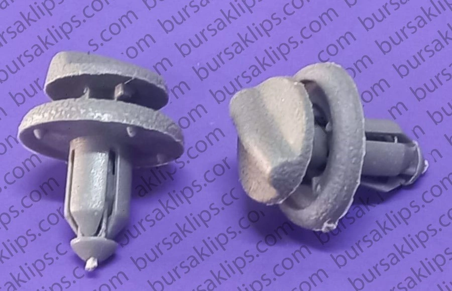 NİSSAN JUKE 2010-2015 BAGAJ RAF KLİPSİ - 799161KA3A - Yedek Parça