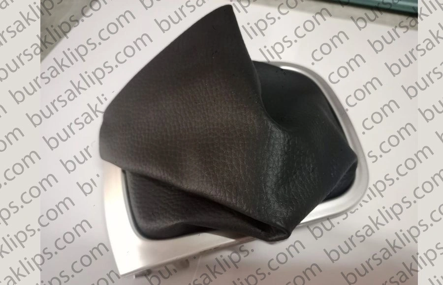 RENAULT FLUENCE VİTES KÖRÜĞÜ GRİ ÇERÇEVELİ - 969358108R - Yedek Parça