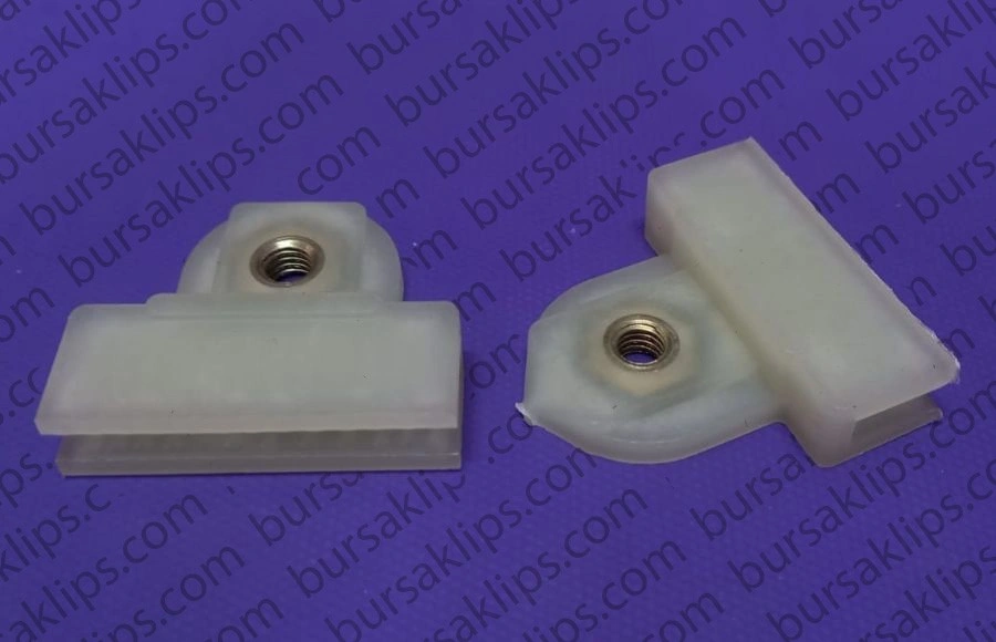 ÜNİVERSAL CAM KRİKO SOMUNLU KIZAK PLASTİĞİ - Yedek Parça